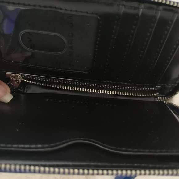 New Marc Jacobs wristlet And Jcrew Necklace - Picture 2 of 2